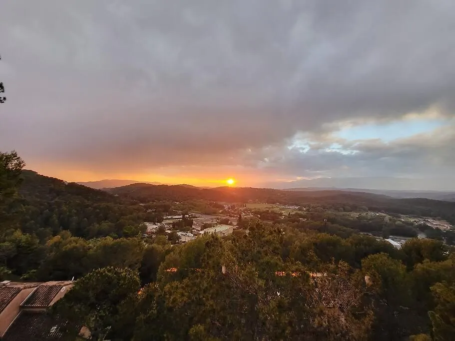 Ferienwohnung T3 Avec Magnifique Vue Montagne, 3 Etoiles, Piscine Et Parking, Clim Mougins 0*,